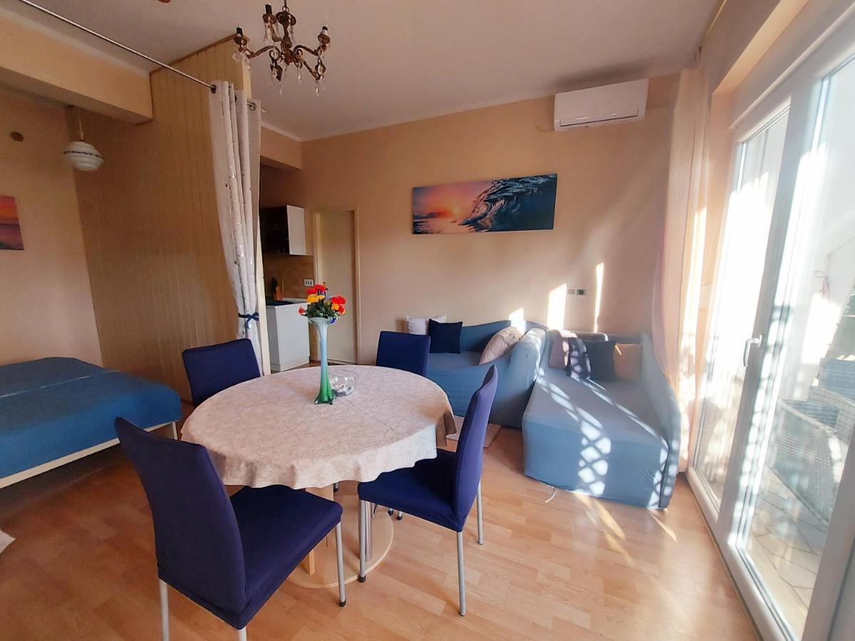 Apartments Adriatic Riviera Crikvenica Exterior photo
